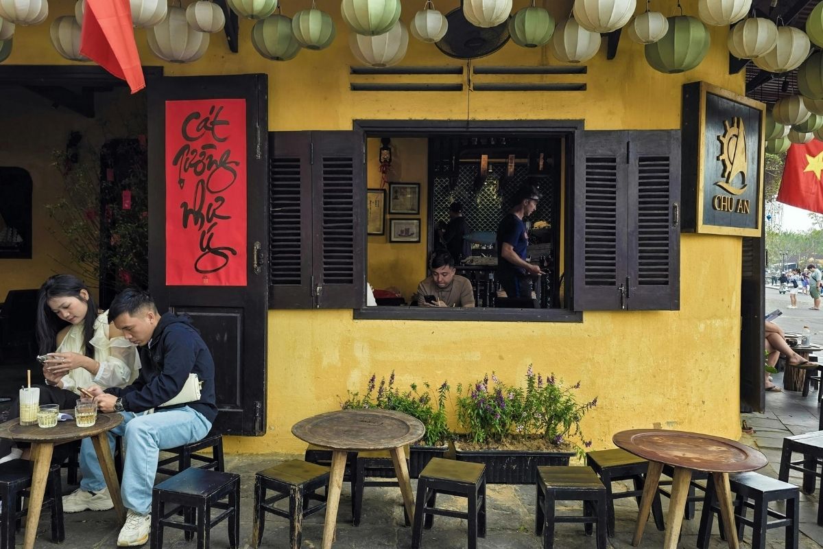 What to know before visiting cafés in Hoi An
